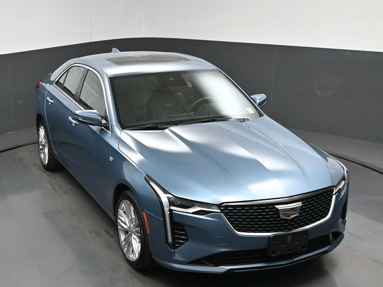 2023 Cadillac CT4 Premium Luxury