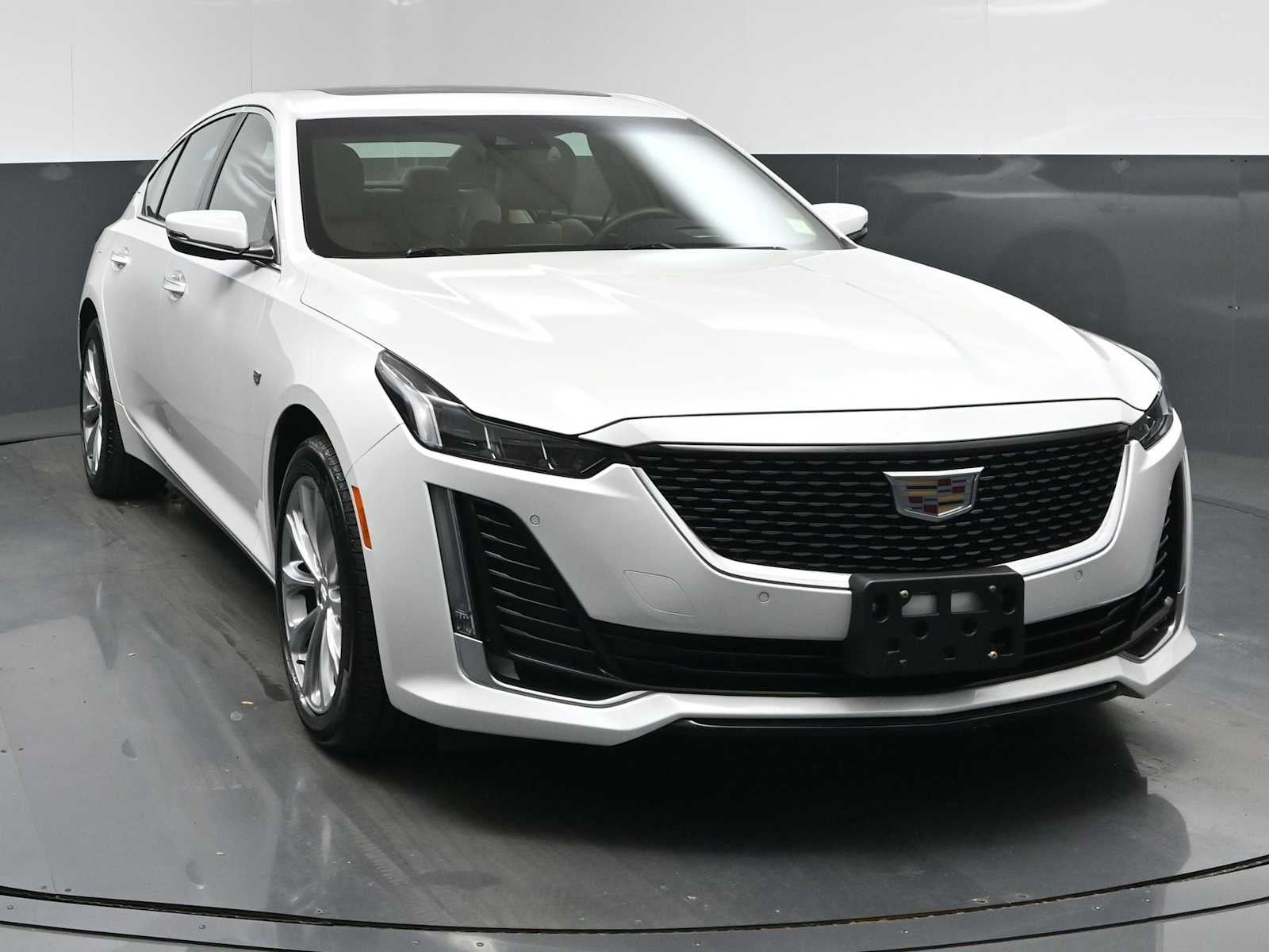 2023 Cadillac CT5 Luxury