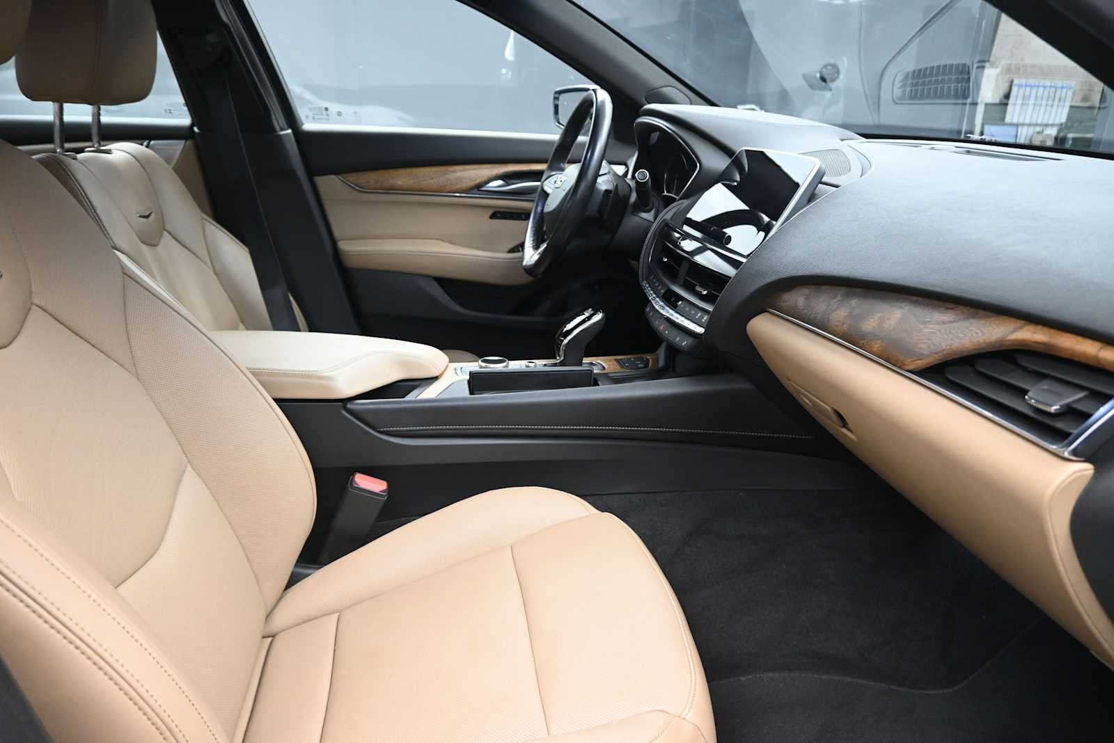 2023 Cadillac CT5 Premium Luxury