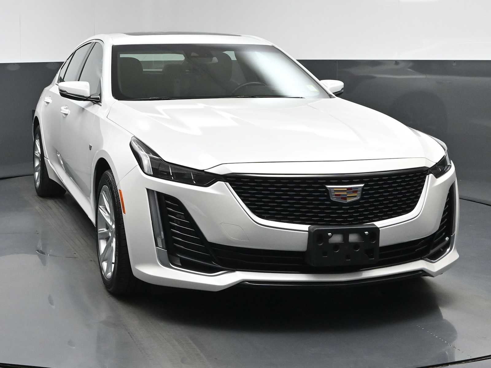 2023 Cadillac CT5 Luxury