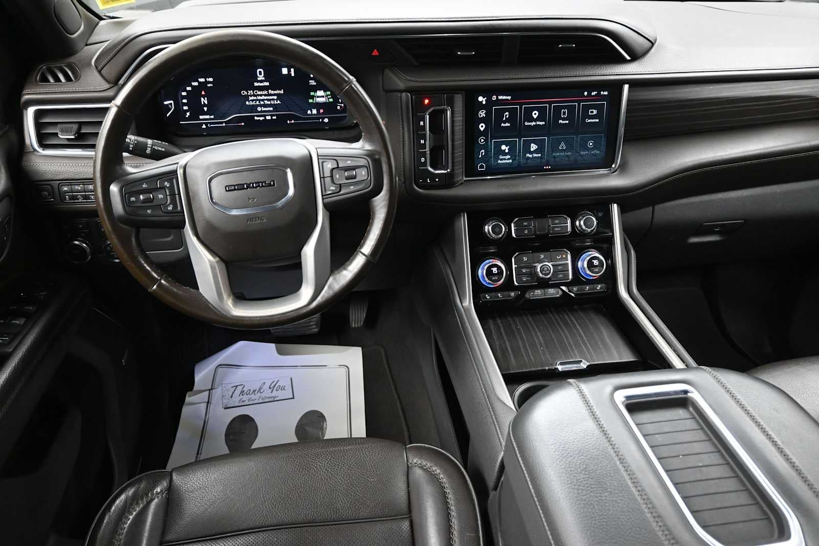 2022 GMC Yukon XL Denali