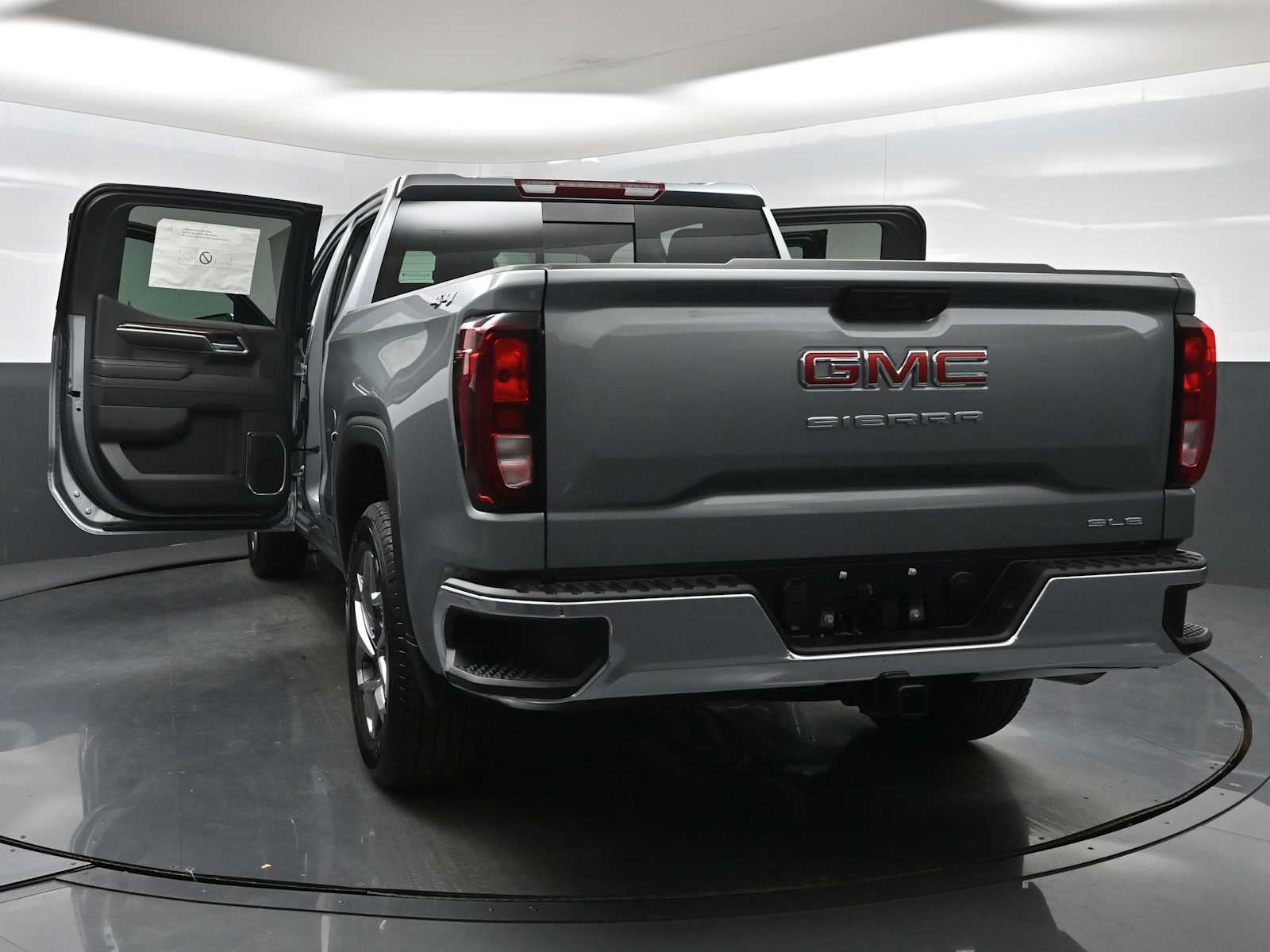 2026 GMC Sierra 1500 SLE - Photo 12