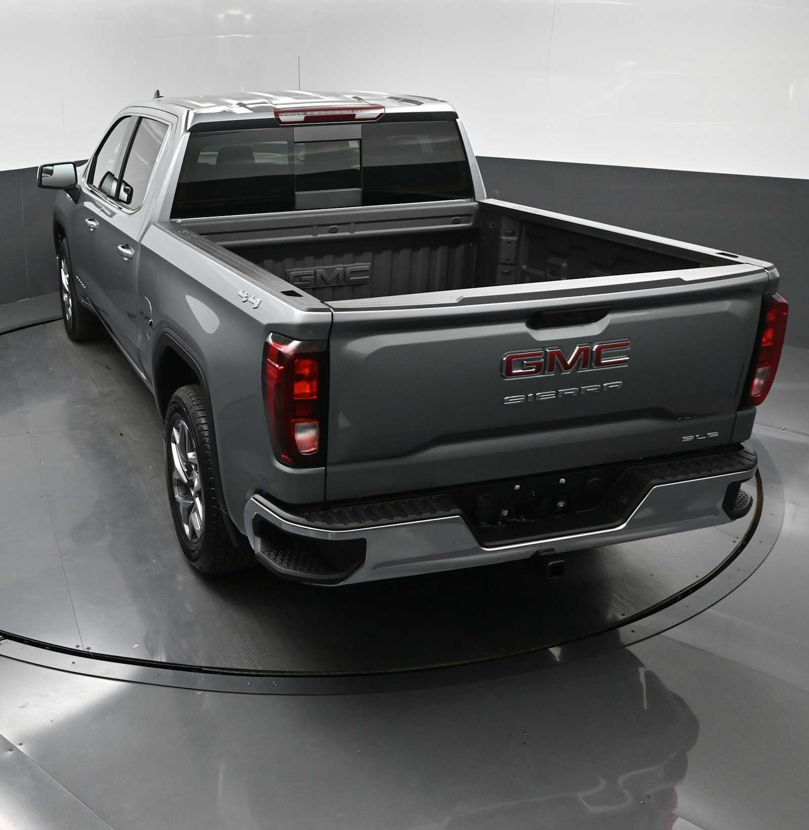 2026 GMC Sierra 1500 SLE - Photo 9