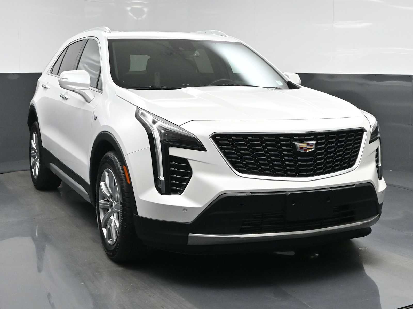 2023 Cadillac XT4 Premium Luxury AWD's photo