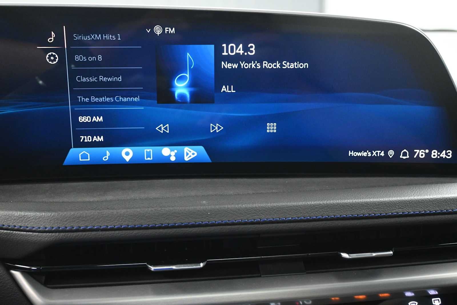 2024 Cadillac XT4 Sport