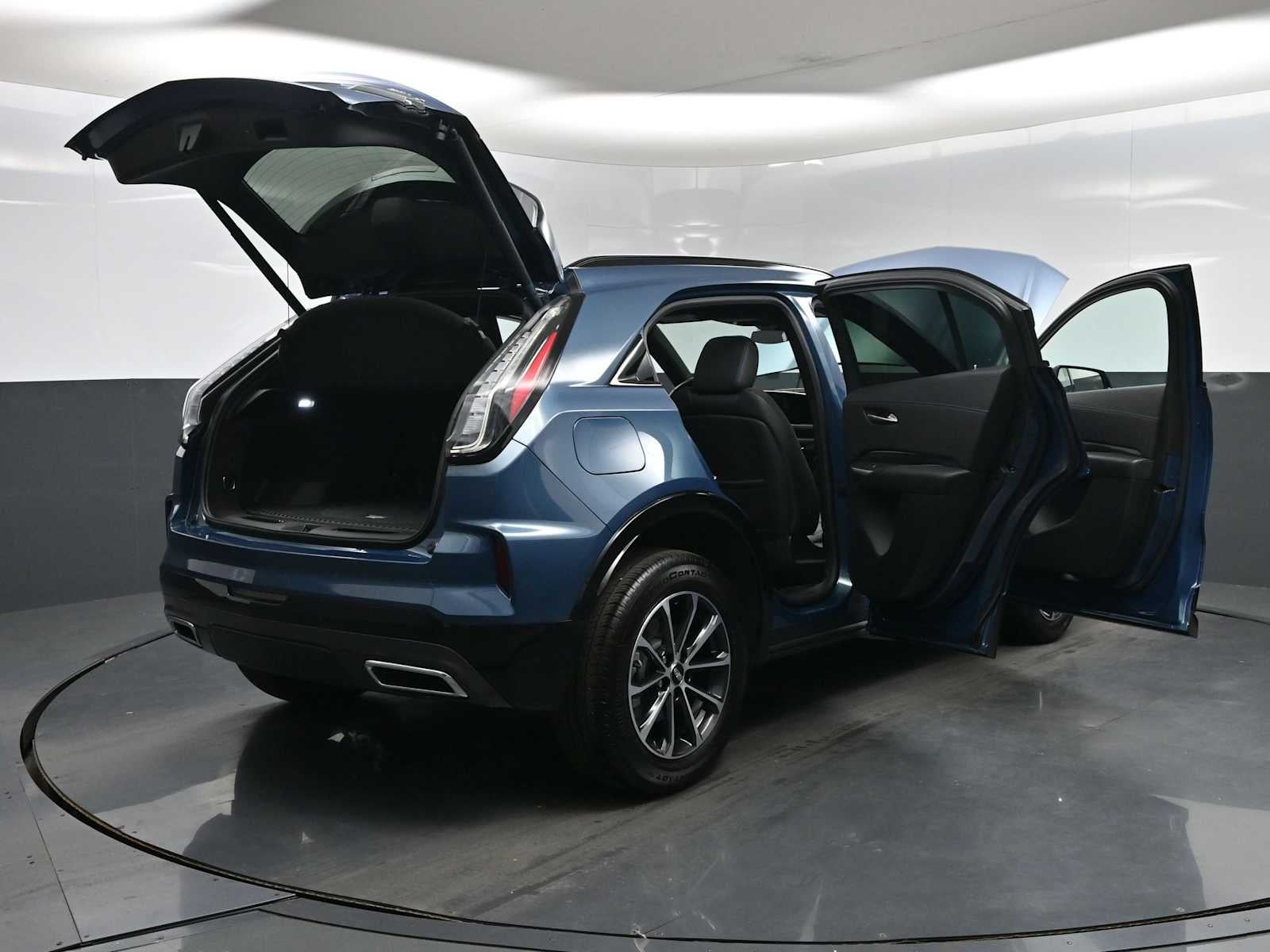 2024 Cadillac XT4 Sport