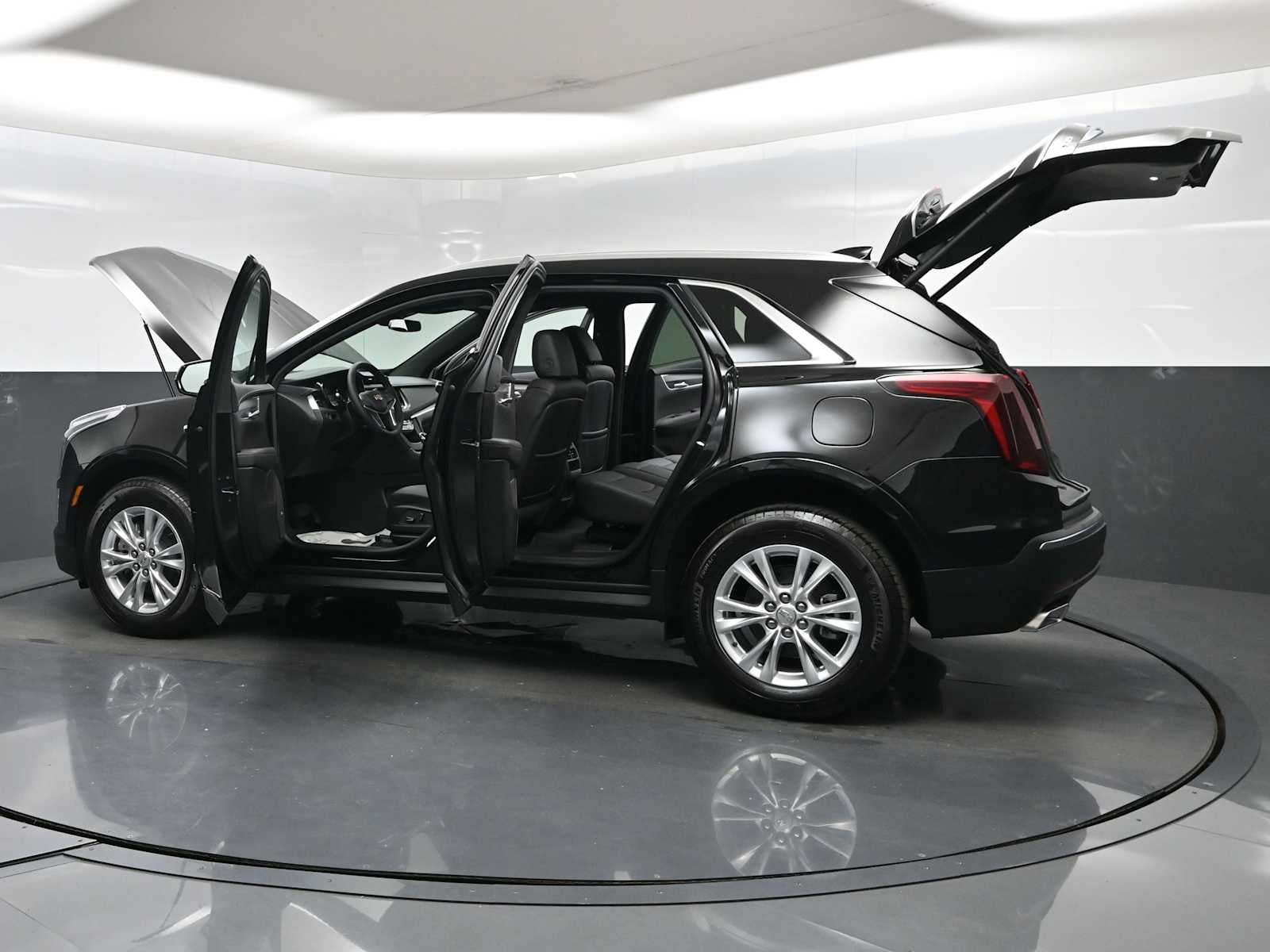 2026 Cadillac XT5 Luxury