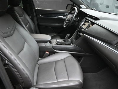 2022 Cadillac XT5 Premium Luxury