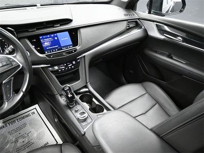 2022 Cadillac XT5 Premium Luxury