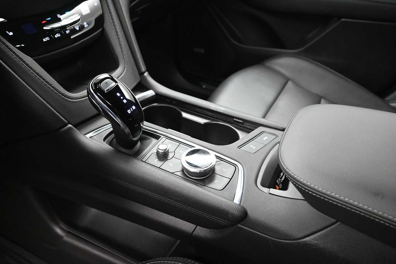2023 Cadillac XT5 AWD Premium Luxury