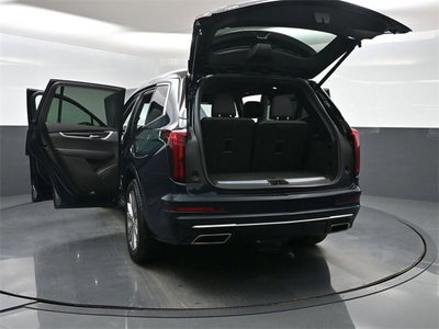 2024 Cadillac XT6 Premium Luxury