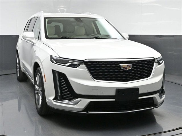 2022 Cadillac XT6 Premium Luxury