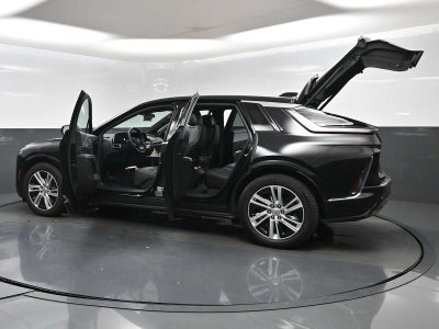 2024 Cadillac LYRIQ Tech