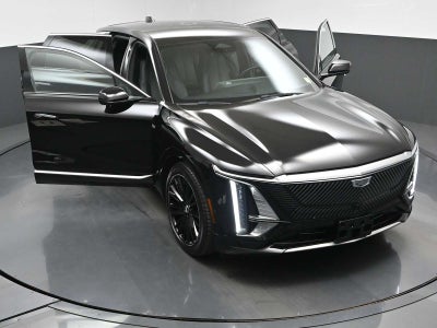2024 Cadillac LYRIQ Luxury 1