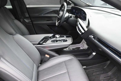 2024 Cadillac LYRIQ Luxury 1
