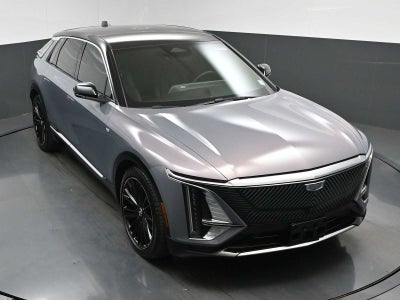 2024 Cadillac LYRIQ Luxury 1