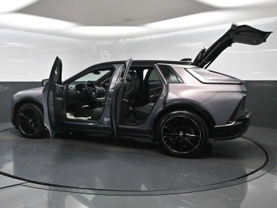 2024 Cadillac LYRIQ Luxury 1
