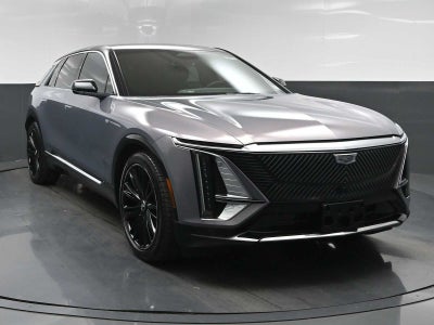 2024 Cadillac LYRIQ Luxury 1