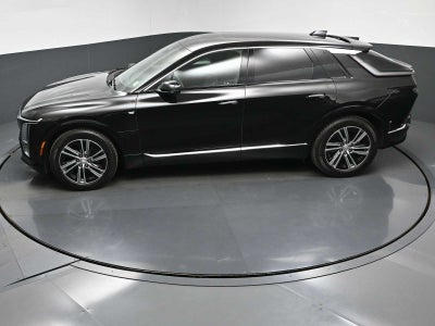 2024 Cadillac LYRIQ Luxury 1