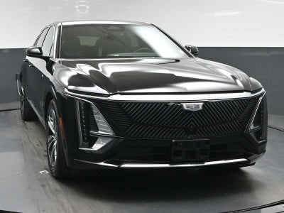 2024 Cadillac LYRIQ Luxury 2