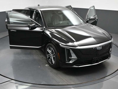 2024 Cadillac LYRIQ Luxury 2