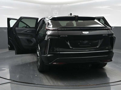 2024 Cadillac LYRIQ Luxury 2