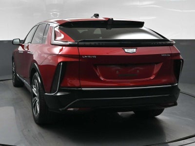 2024 Cadillac LYRIQ Luxury 2