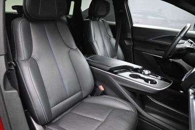 2024 Cadillac LYRIQ Luxury 2