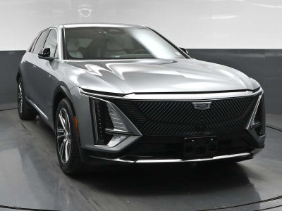 2024 Cadillac LYRIQ Luxury 2