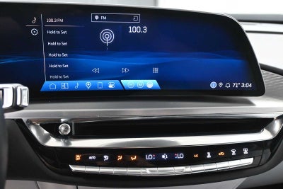 2024 Cadillac LYRIQ Luxury 2