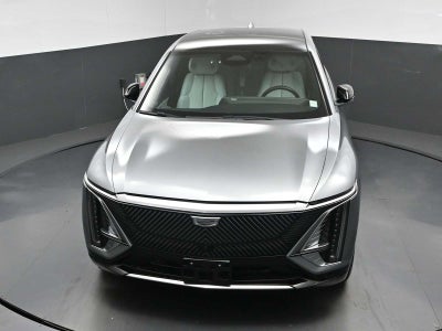 2024 Cadillac LYRIQ Luxury 2