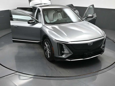2024 Cadillac LYRIQ Luxury 2