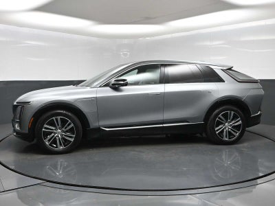 2024 Cadillac LYRIQ Luxury 2