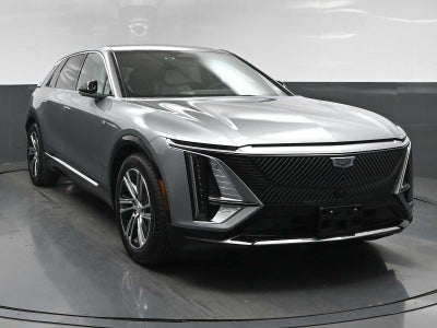 2024 Cadillac LYRIQ Luxury 2