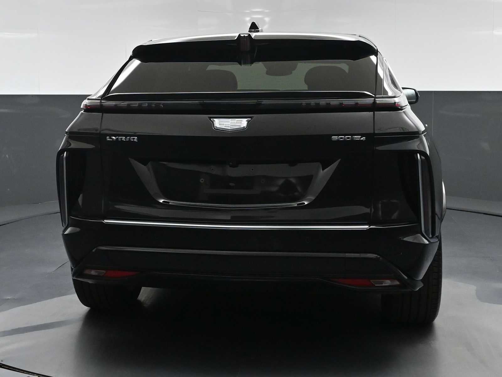 Certified 2024 Cadillac LYRIQ Luxury 2 with VIN 1GYKPRRL5RZ112303 for sale in Great Neck, NY