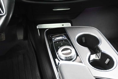 2024 Cadillac LYRIQ Luxury 2