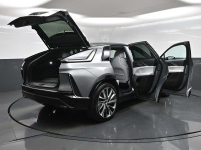 2024 Cadillac LYRIQ Luxury 3