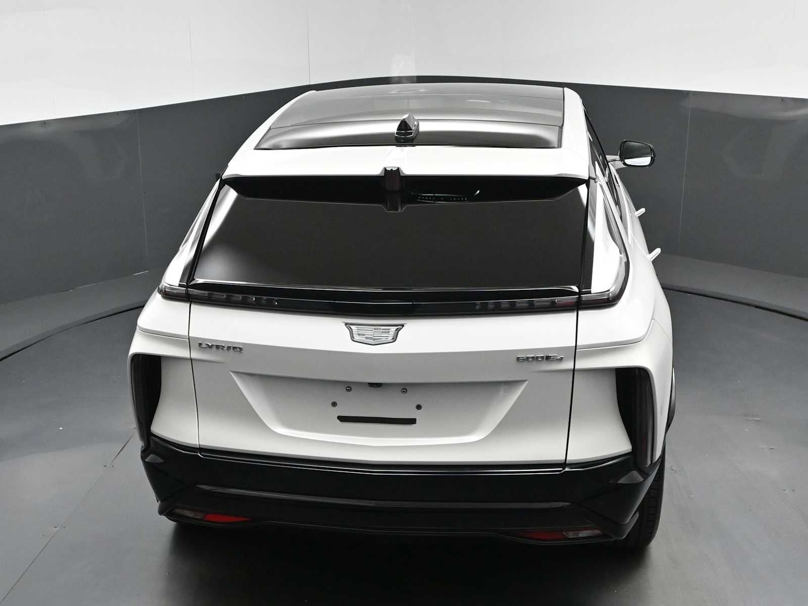 2024 Cadillac LYRIQ Sport 2