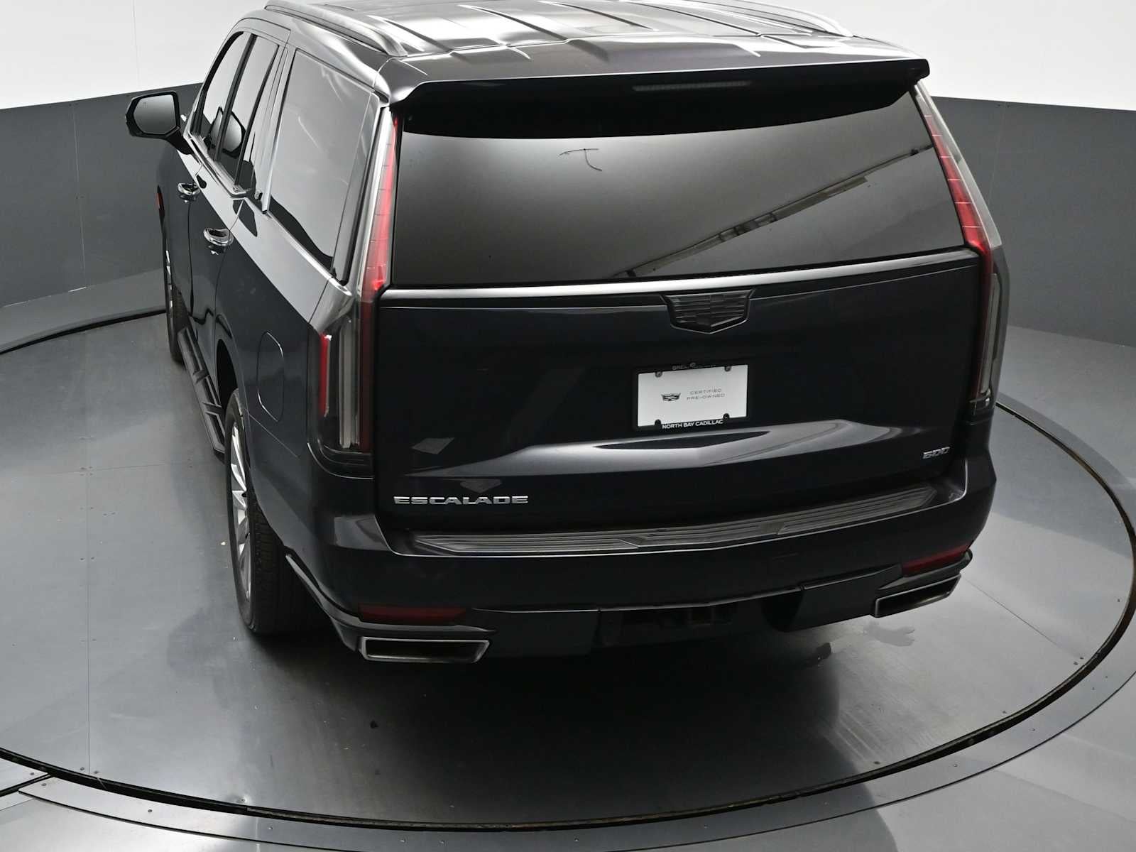 2022 Cadillac Escalade Premium Luxury
