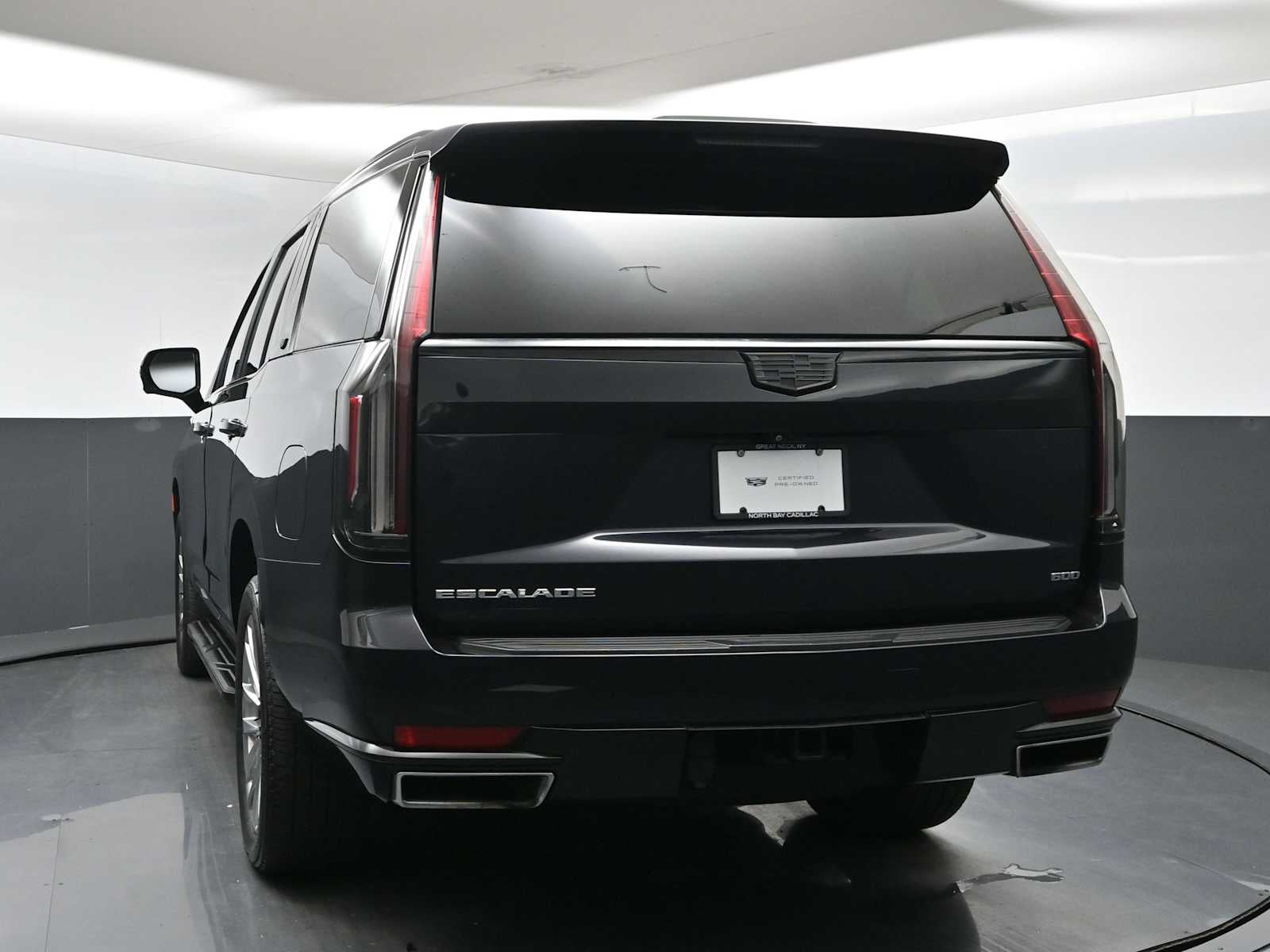 2022 Cadillac Escalade Premium Luxury