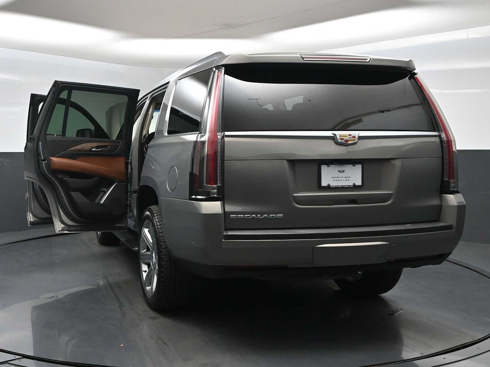 2017 Cadillac Escalade Premium Luxury