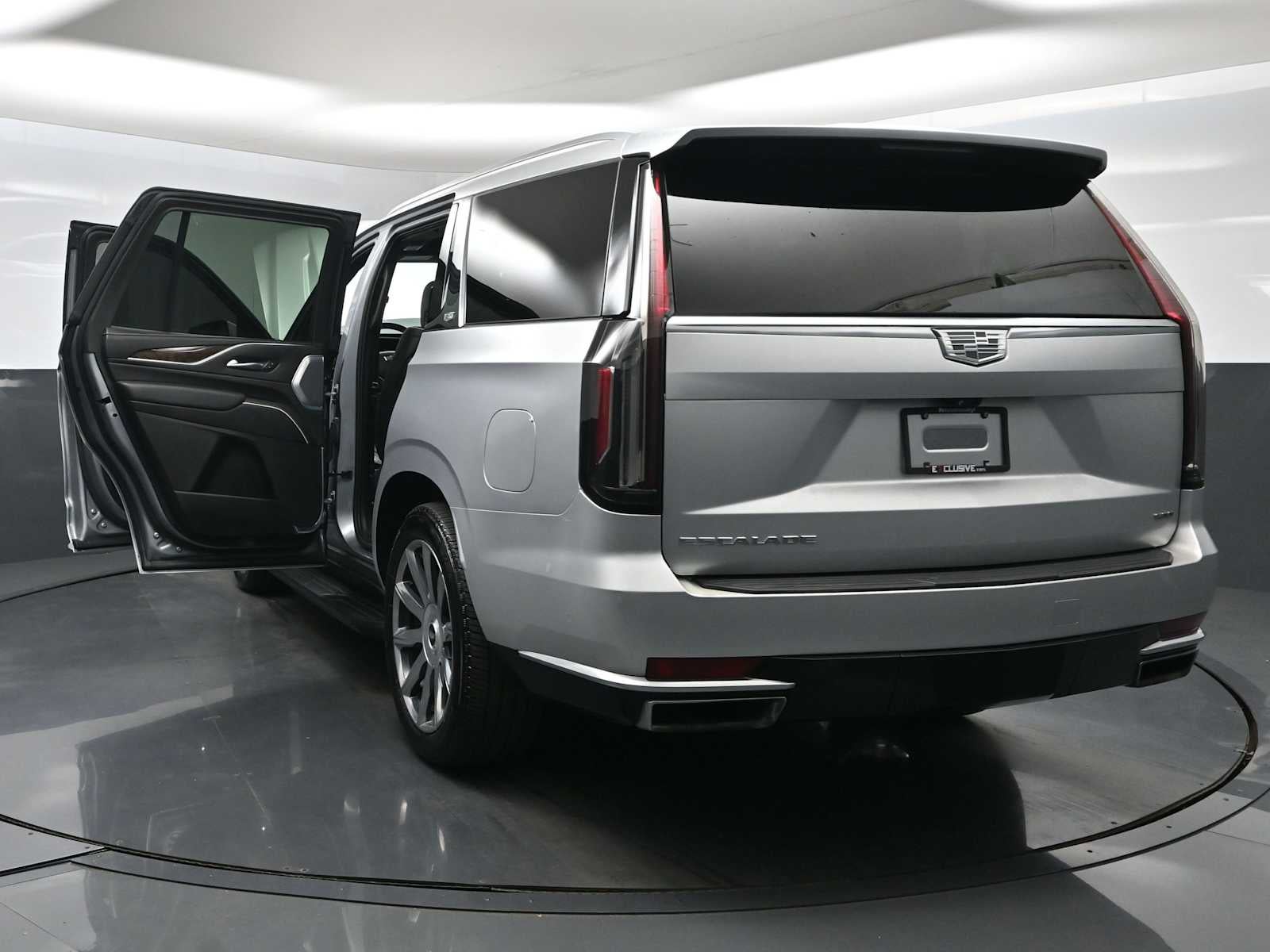 2023 Cadillac Escalade 4WD Premium Luxury Platinum