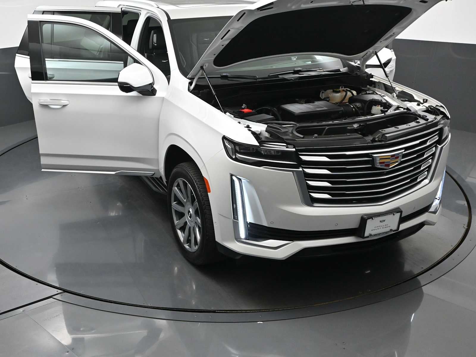 2023 Cadillac Escalade Premium Luxury Platinum