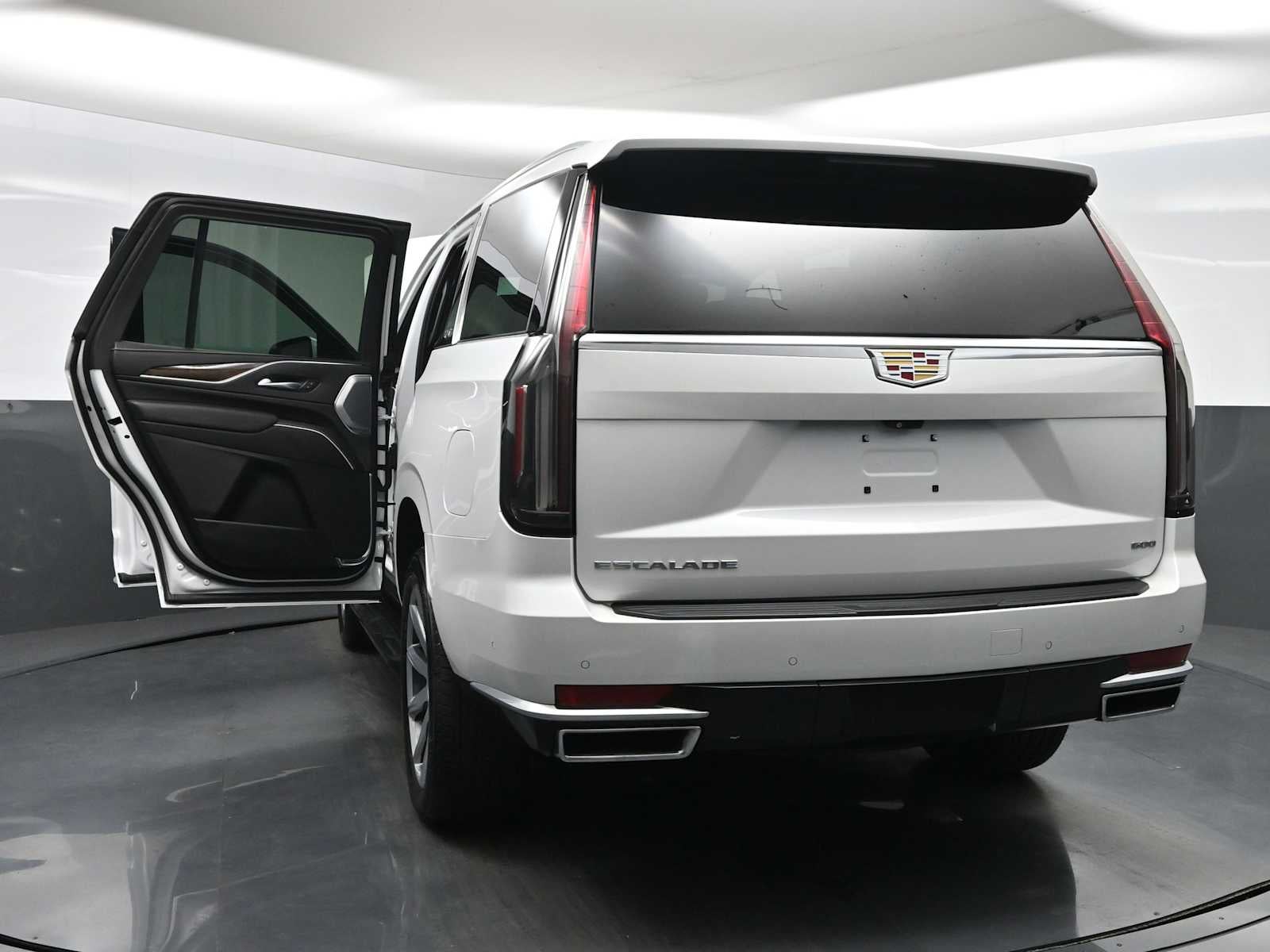 2023 Cadillac Escalade Premium Luxury Platinum