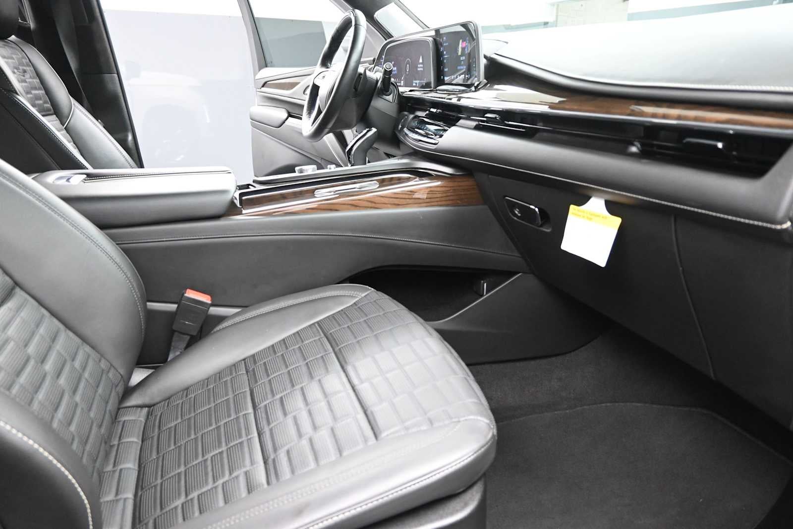 2023 Cadillac Escalade Premium Luxury Platinum