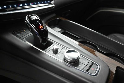 2023 Cadillac Escalade 4WD Sport Platinum