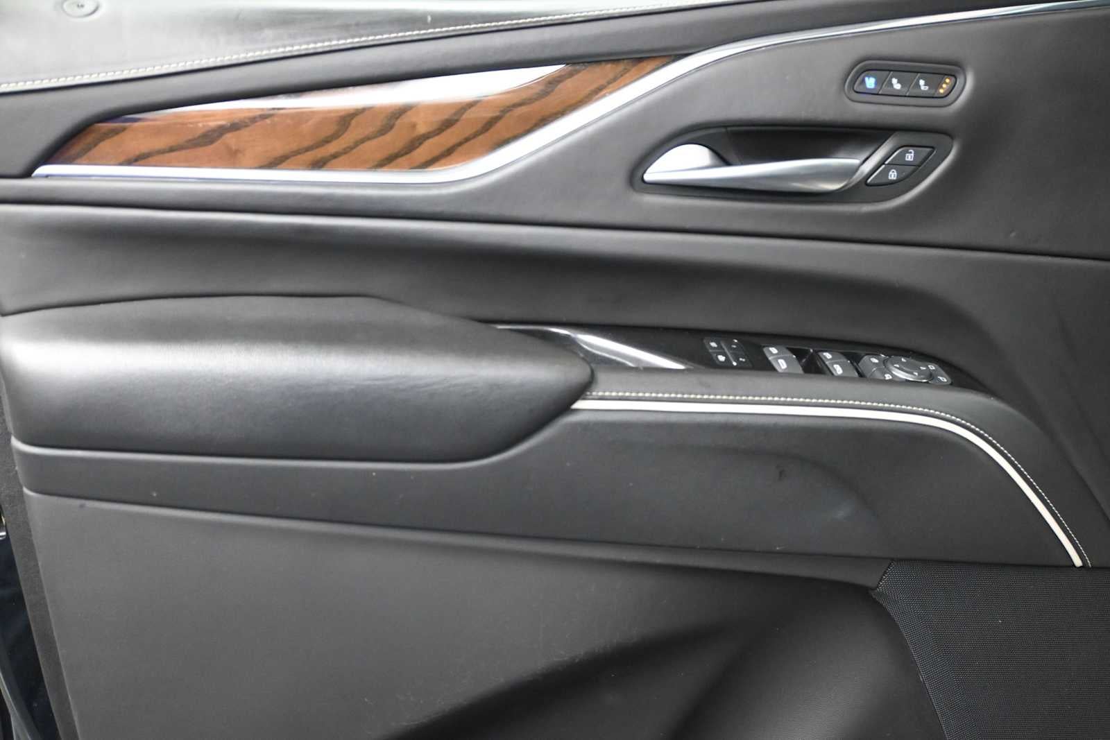 2023 Cadillac Escalade 4WD Sport Platinum