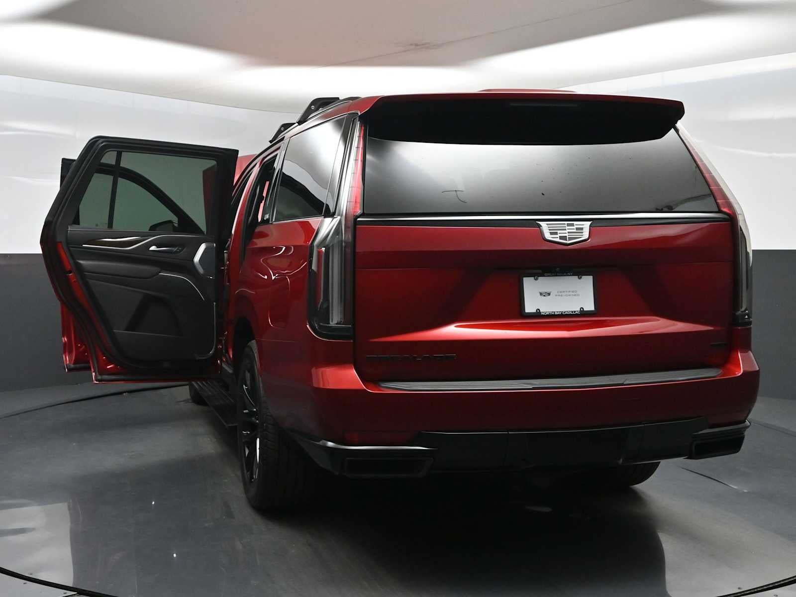 2024 Cadillac Escalade Sport Platinum