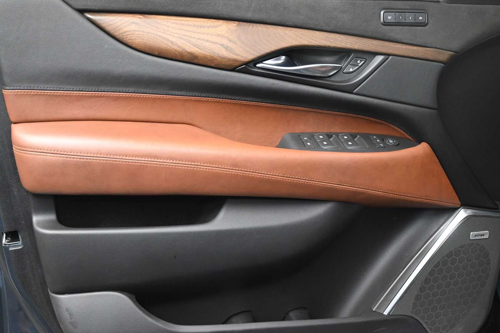 2020 Cadillac Escalade ESV Luxury