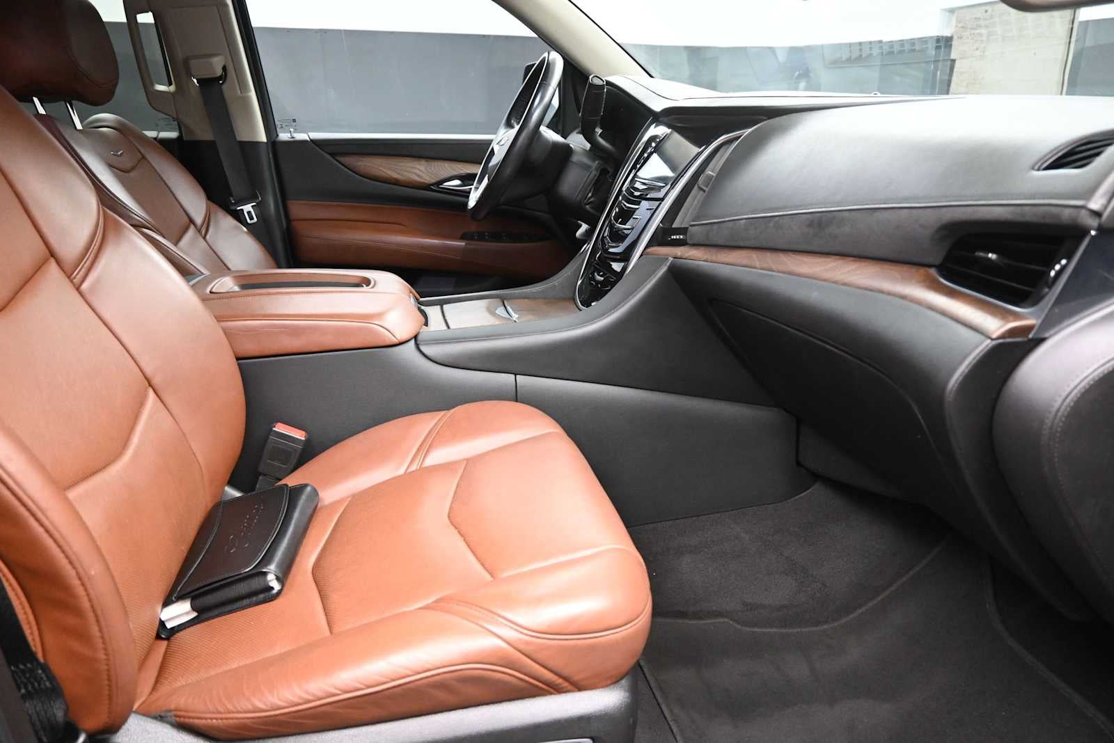 2020 Cadillac Escalade ESV Luxury